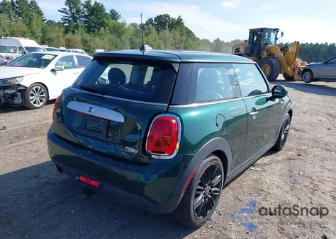2015 Mini Hardtop Cooper из США, поврежденный, VIN WMWXM5C57F3A04447